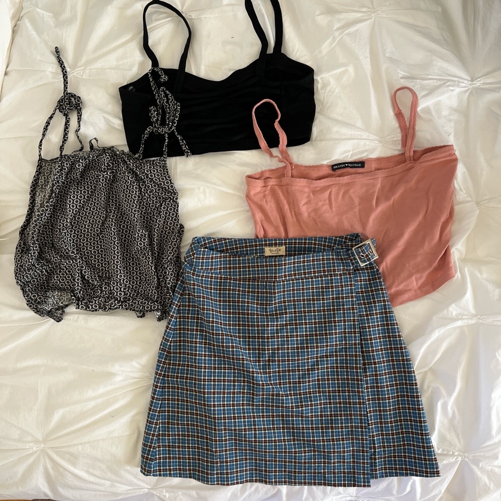 Lot of 4 brandy Melville